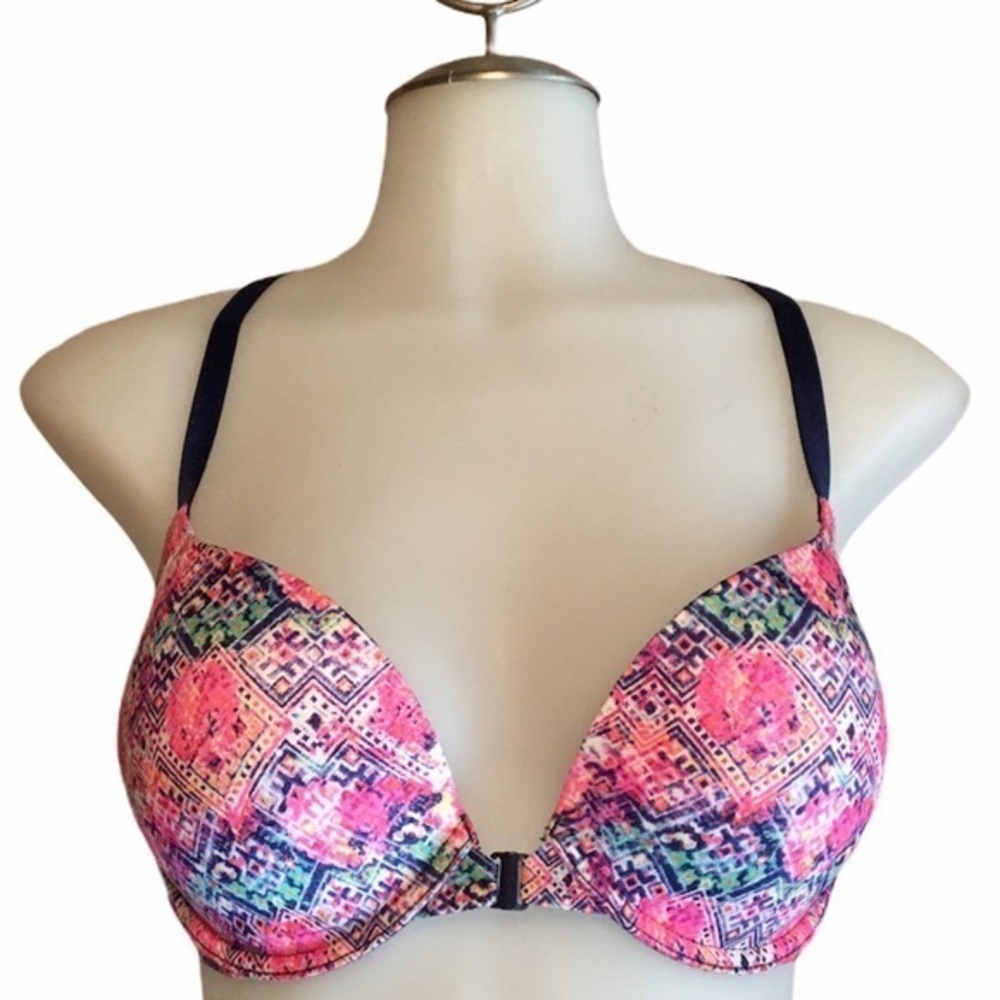 32DD VICTORIA’S SECRET Very Sexy Push Up Bra